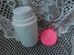 barbie thermos b